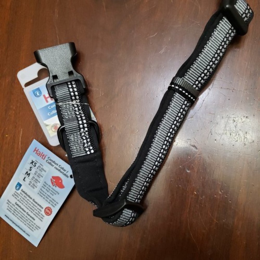 Halti Dog Collar - Medium Sized Dog - NWT